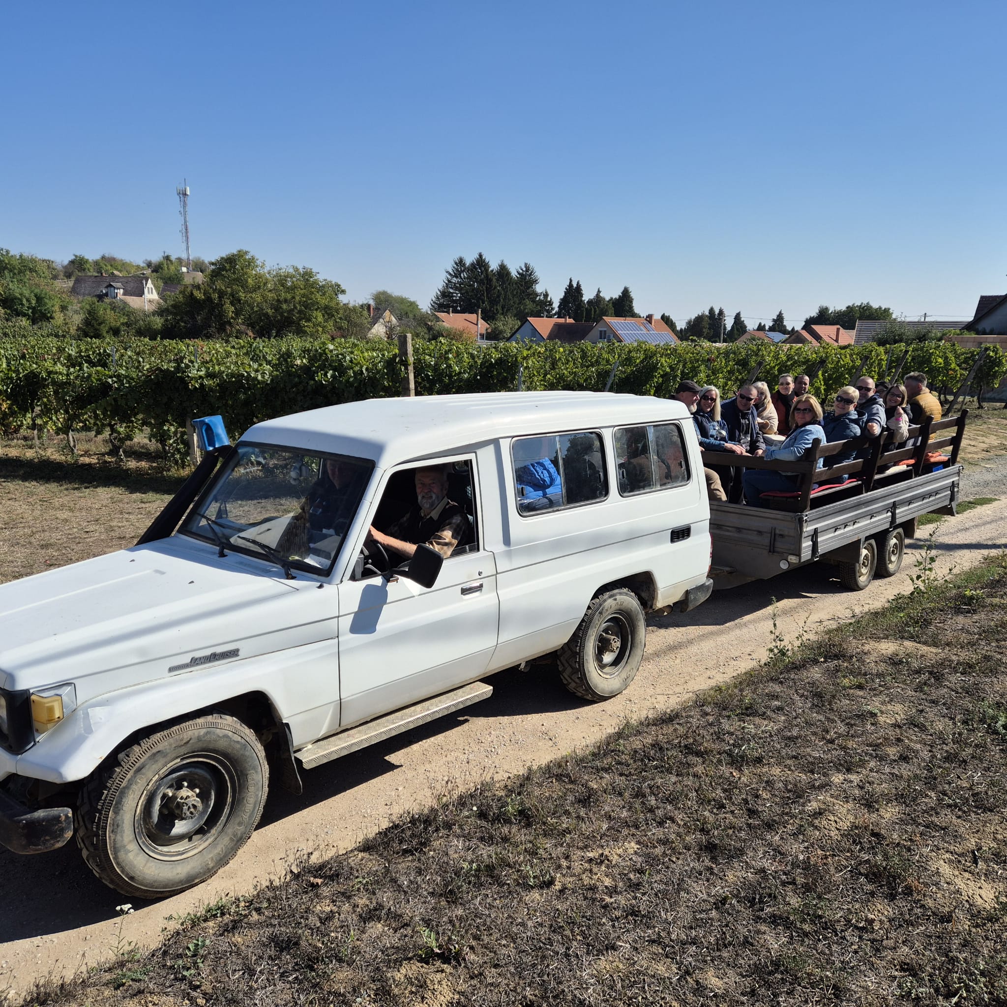 Villányi dűlőtúra Présház Borbisztró
