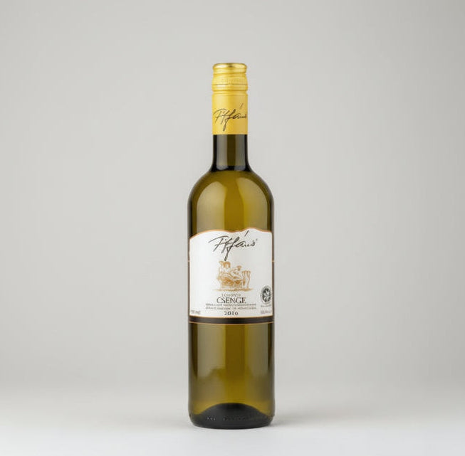 Tiffán Csenge